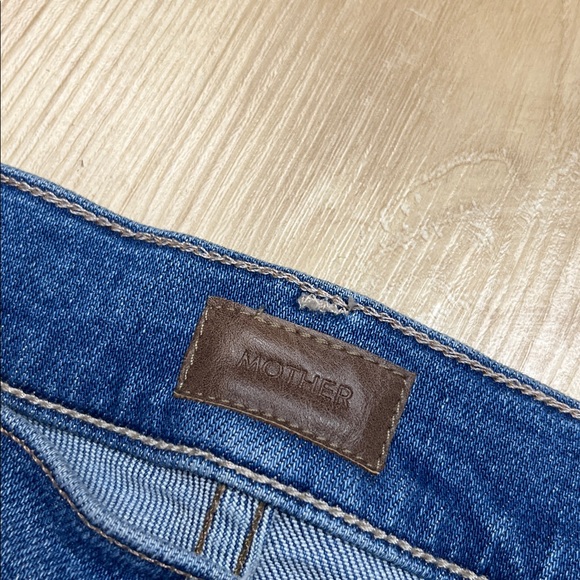 MOTHER The Weekender Fray wash Meet Cute, style # 1535Q-1008 - Picture 7 of 9